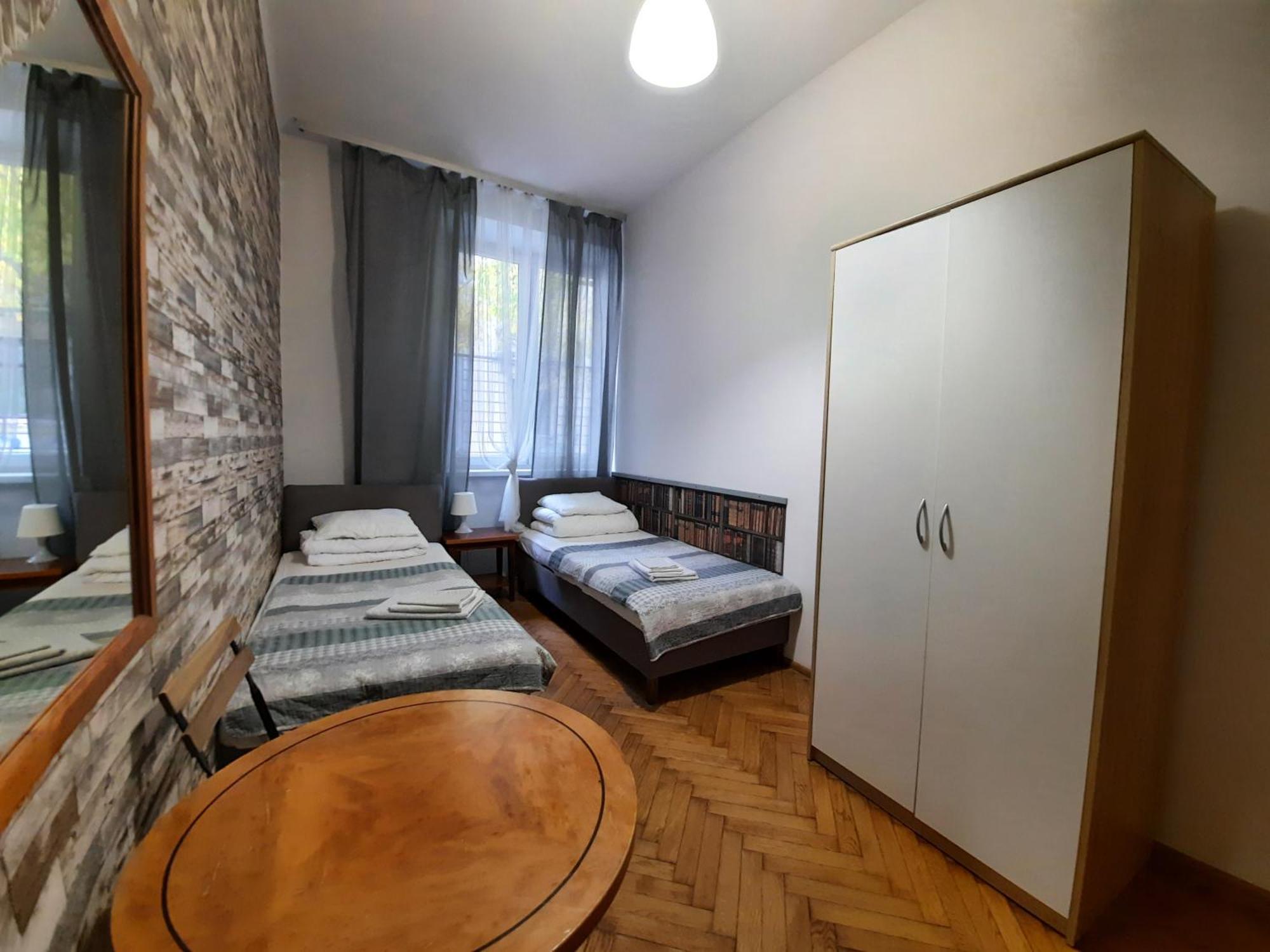 Lorf Hostel&Apartments Krakow Dış mekan fotoğraf