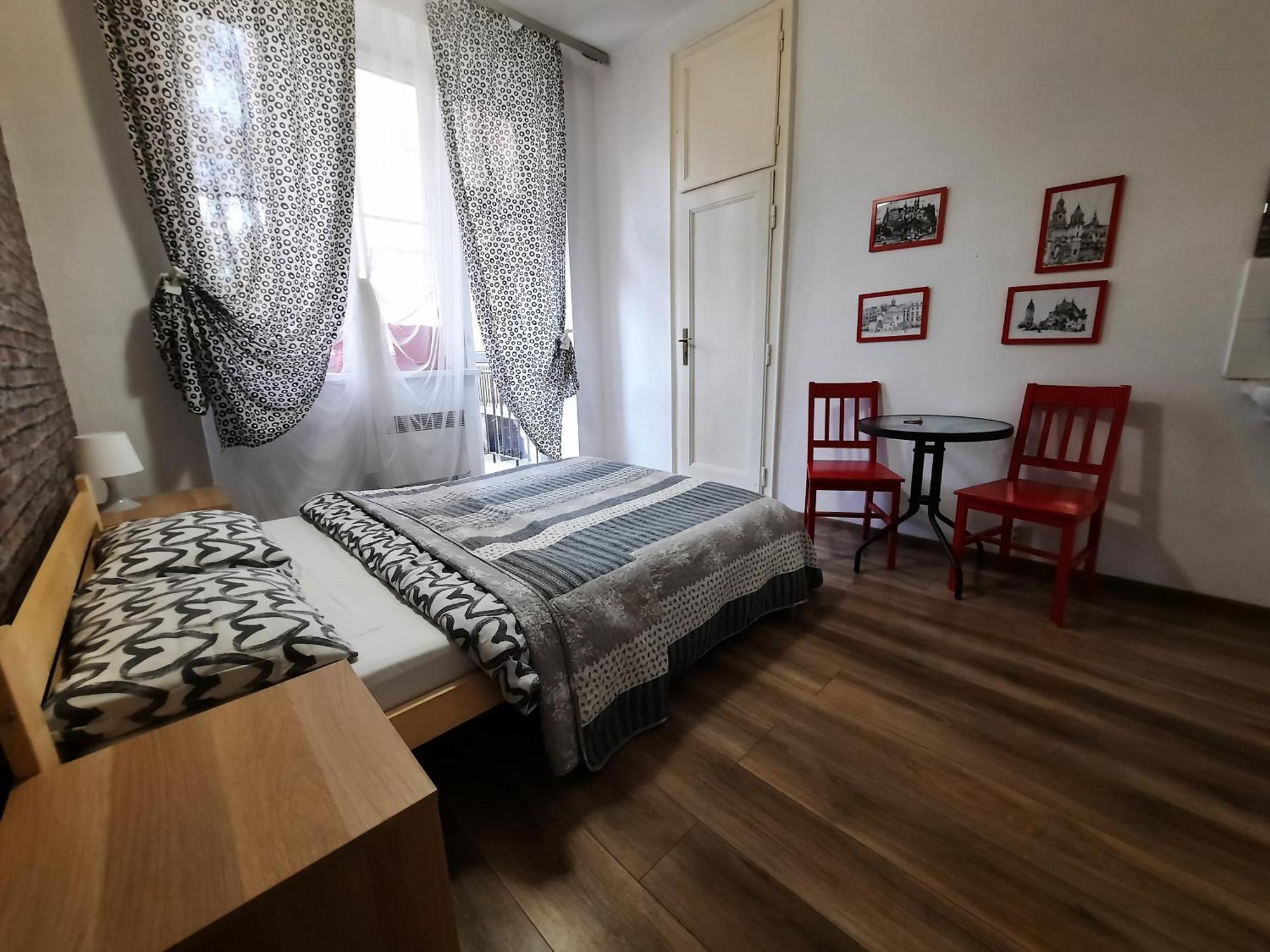 Lorf Hostel&Apartments Krakow Dış mekan fotoğraf