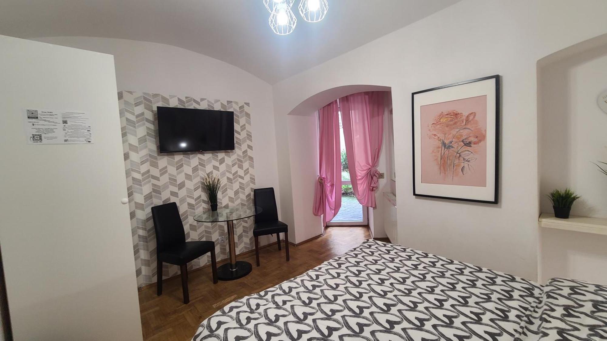 Lorf Hostel&Apartments Krakow Dış mekan fotoğraf