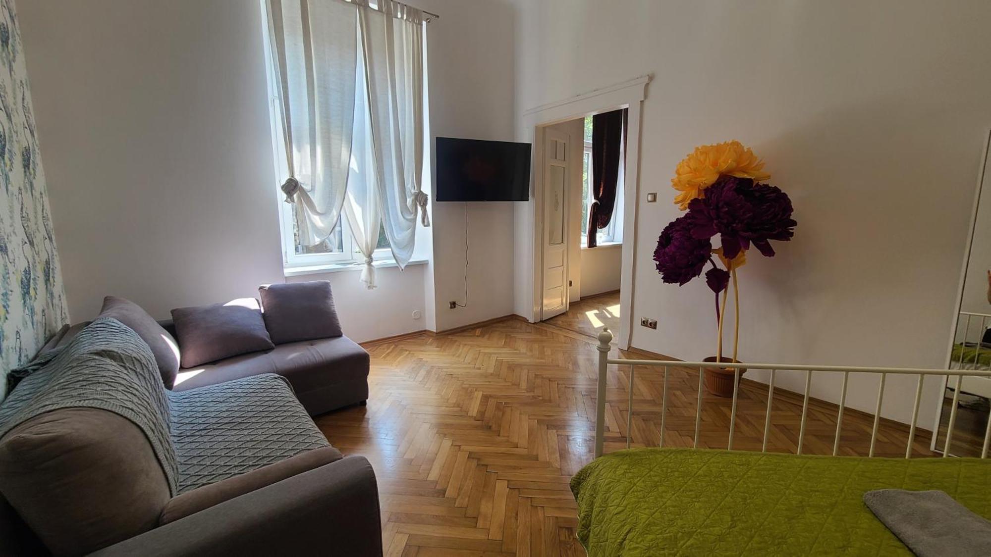 Lorf Hostel&Apartments Krakow Dış mekan fotoğraf