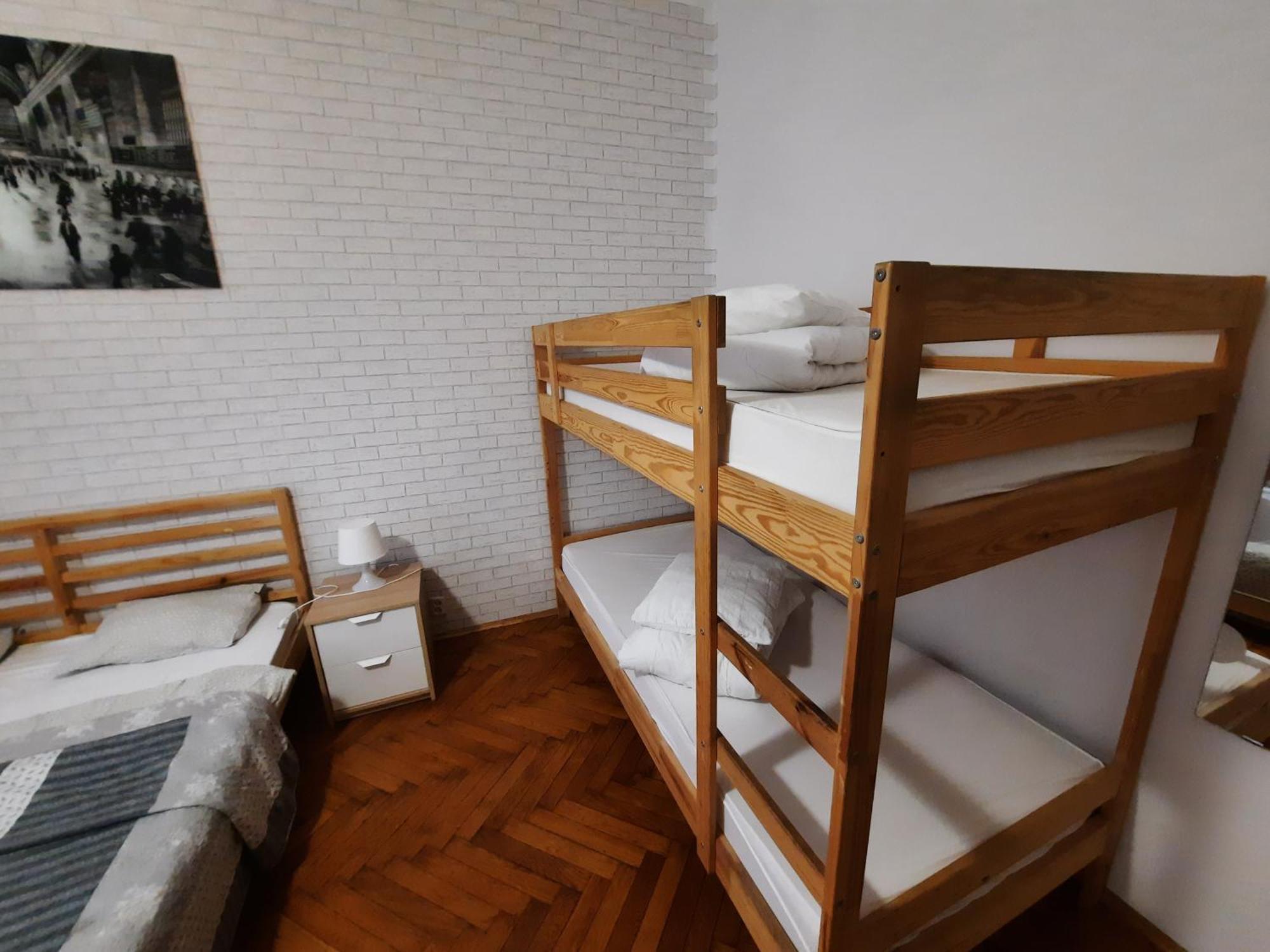 Lorf Hostel&Apartments Krakow Dış mekan fotoğraf
