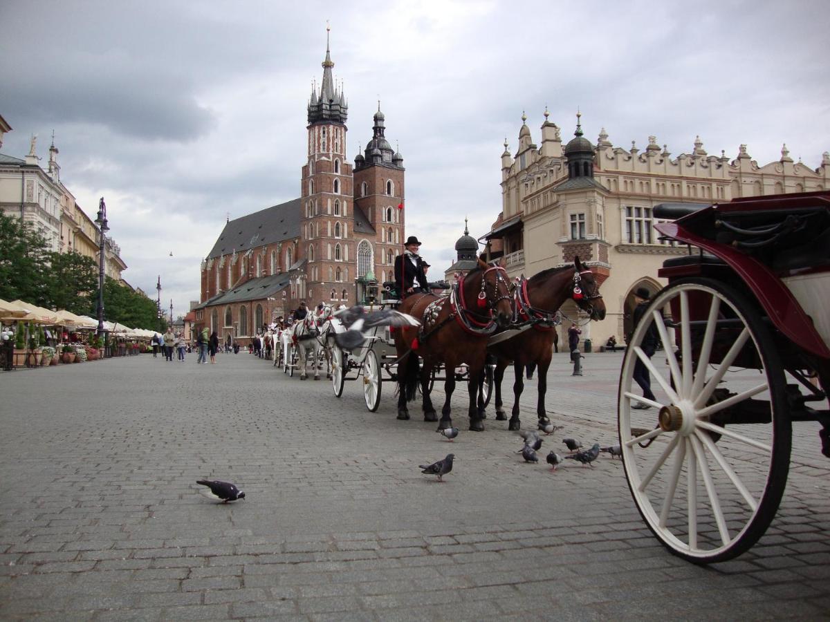 Lorf Hostel&Apartments Krakow Dış mekan fotoğraf